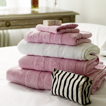 coniston-pale-rose-towels-main