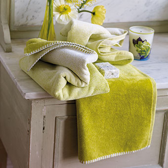Saraille-Lime-Towels-main