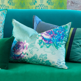 fergana-jade-lifestyle-front-main-5