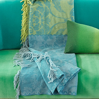 kashgar-jade-blanket-lifestyle-main