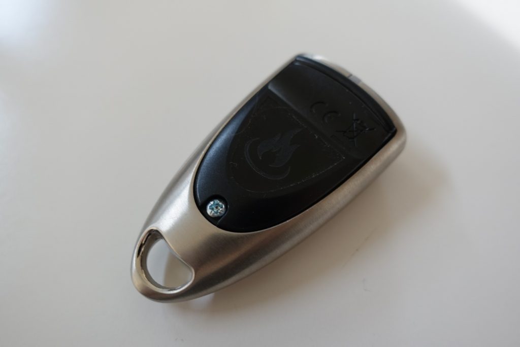 öppen spis med fjärrkontroll