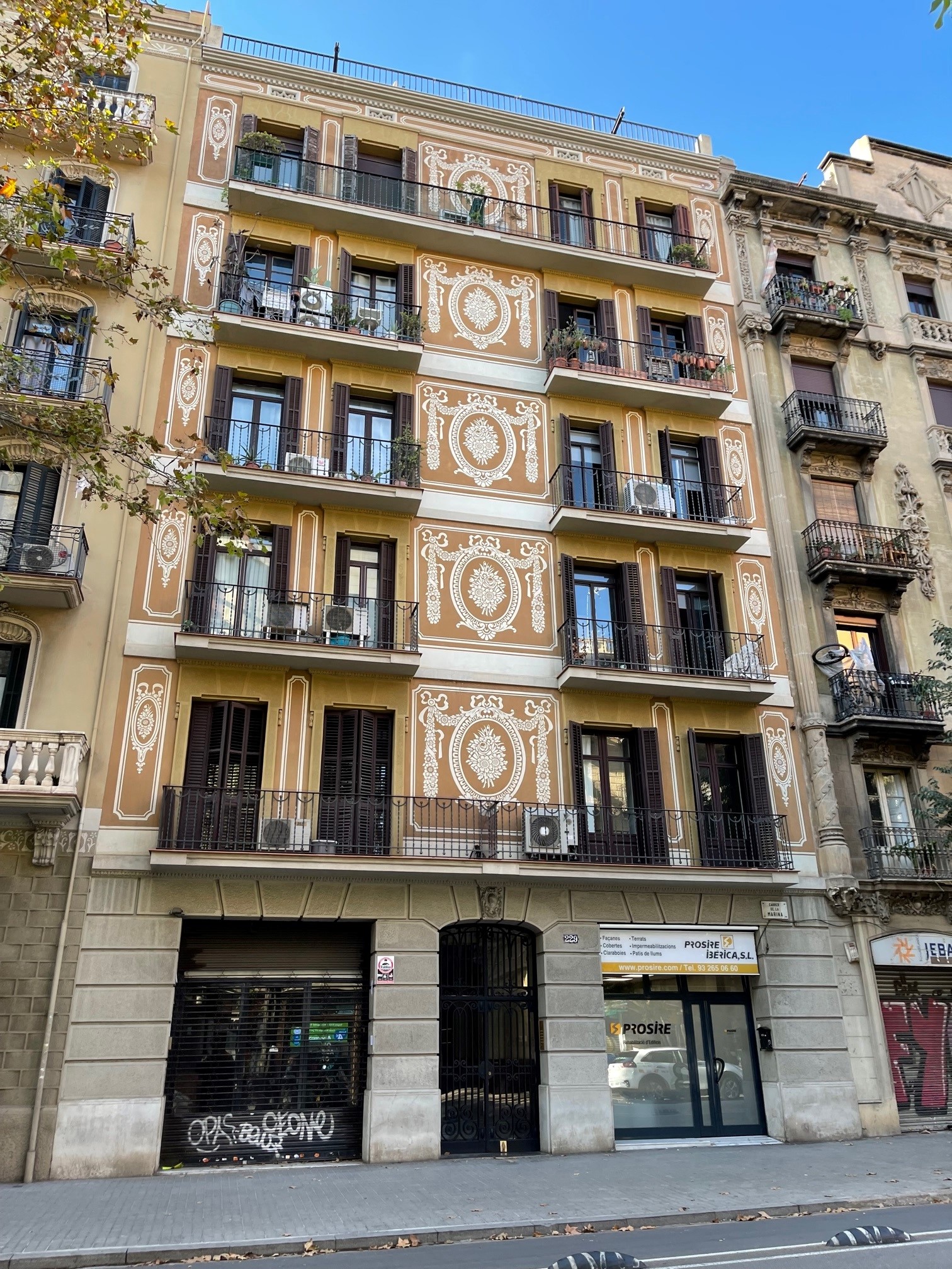 Vackra fasader i Barcelona