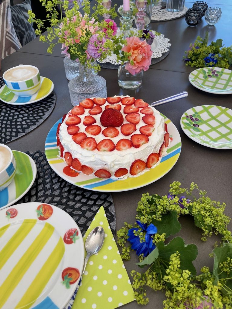 Jordgubbstårta