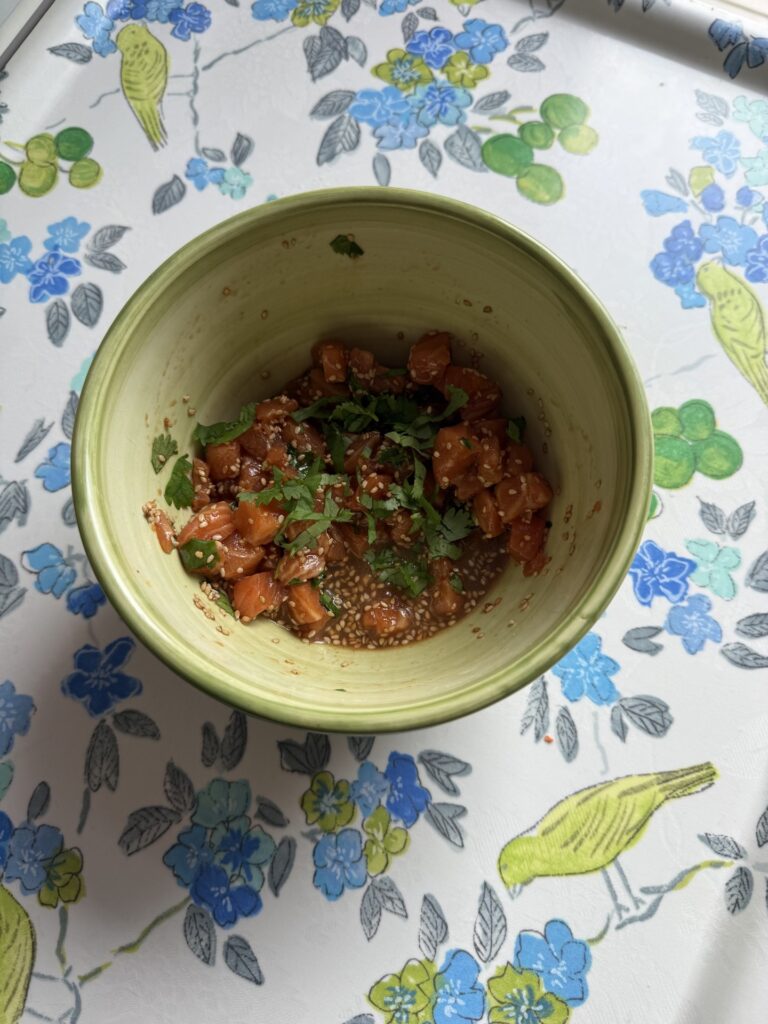 Världens godaste förrätt med räkchips och sushilax!